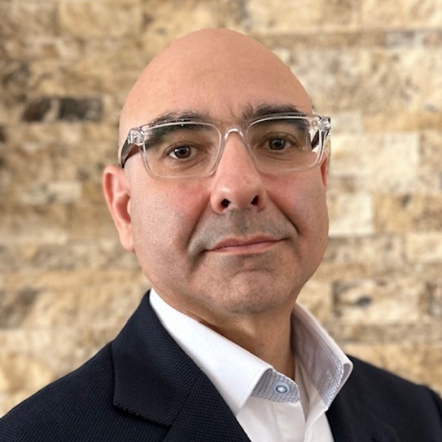 Alfredo Ioco Headshot